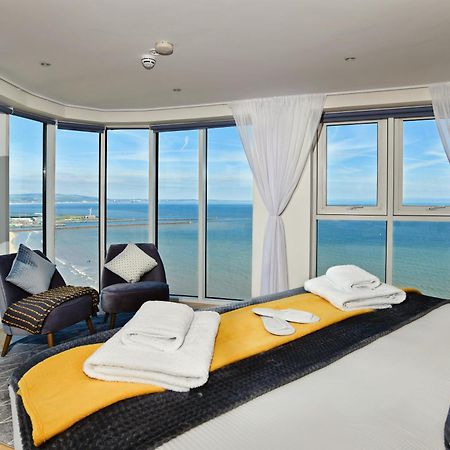 Just Stay Wales - Meridian Quay Penthouses سوانسي المظهر الخارجي الصورة