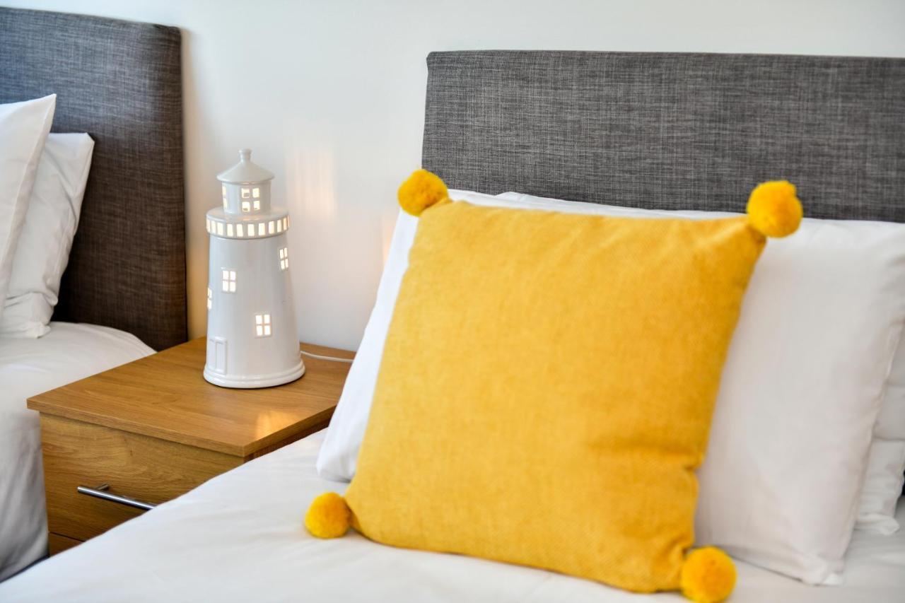 Just Stay Wales - Meridian Quay Penthouses سوانسي المظهر الخارجي الصورة