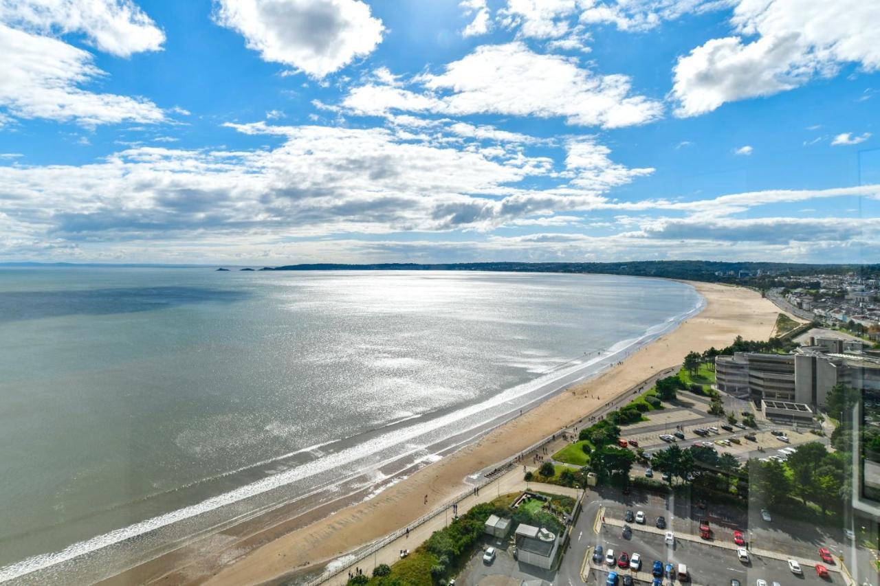 Just Stay Wales - Meridian Quay Penthouses سوانسي المظهر الخارجي الصورة